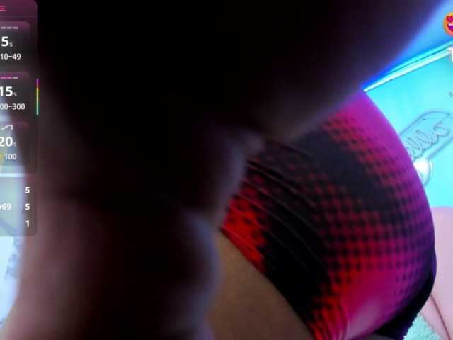 cristal-horny19's BongaCams show and profile