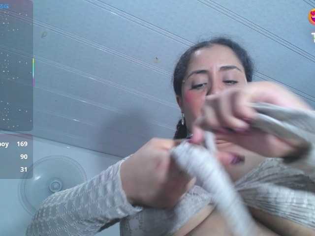 cristal-horny19's BongaCams show and profile