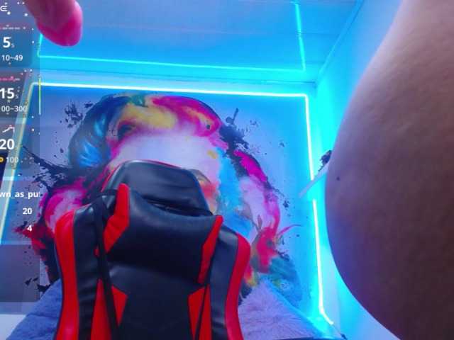 cristal-horny19's BongaCams show and profile