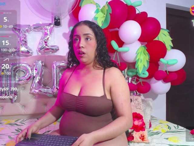 cristal-horny19's BongaCams show and profile