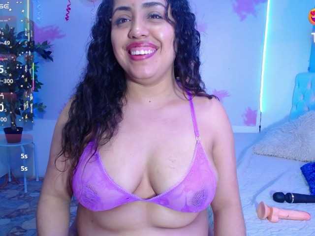 cristal-horny19's BongaCams show and profile