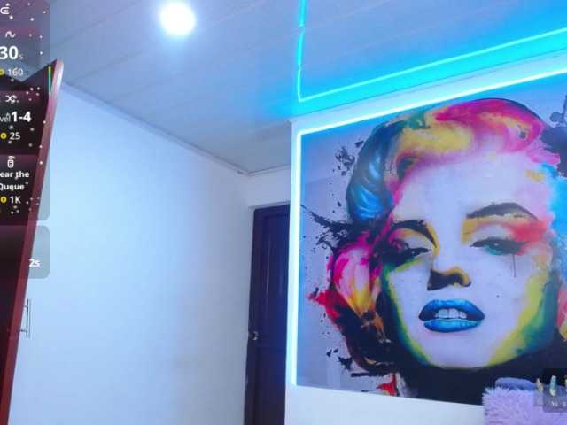 cristal-horny19's BongaCams show and profile