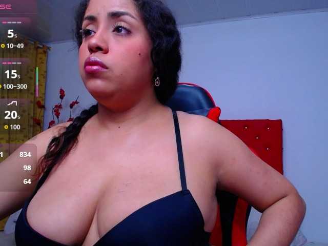 cristal-horny19