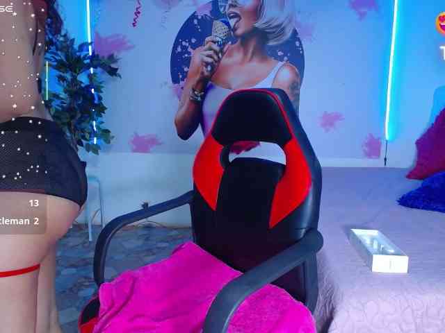 cristal-horny19 webcam