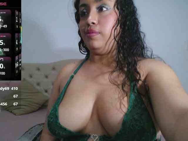 cristal-horny19 webcam