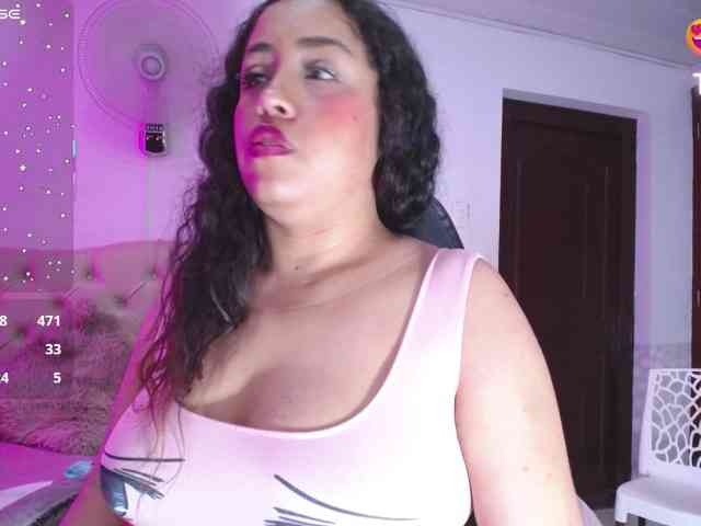 cristal-horny19 webcam