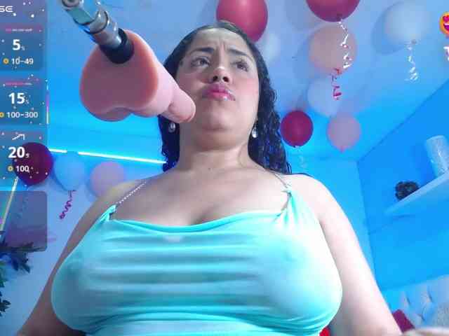 cristal-horny19 webcam