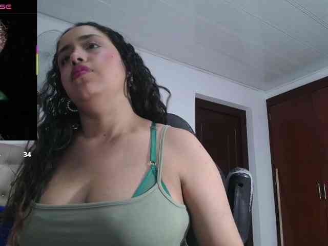 cristal-horny19 cristal-horny19