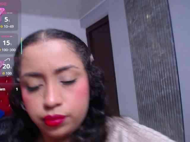 cristal-horny19