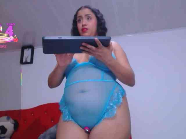 cristal-horny19 webcam