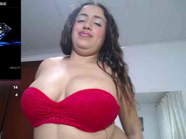cristal-horny19 webcam