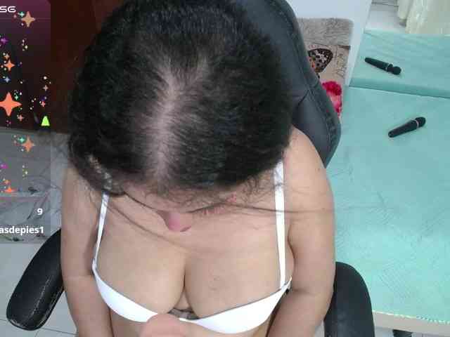 cristal-horny19 webcam