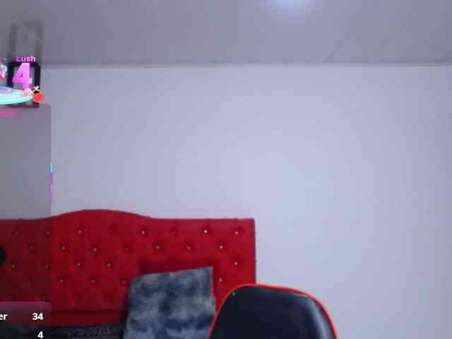 cristal-horny19 webcam