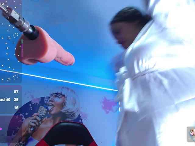 cristal-horny19 webcam