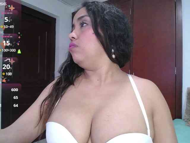 cristal-horny19 webcam