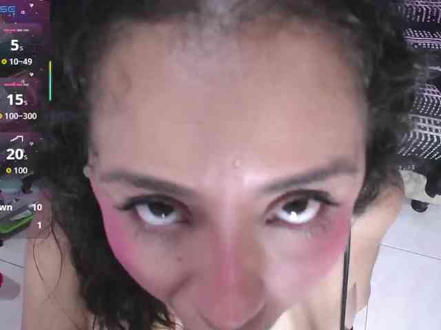 cristal-horny19 webcam