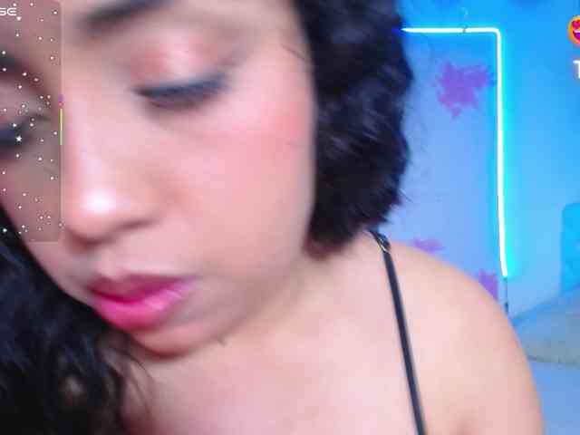 cristal-horny19 webcam