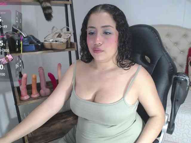 cristal-horny19 webcam