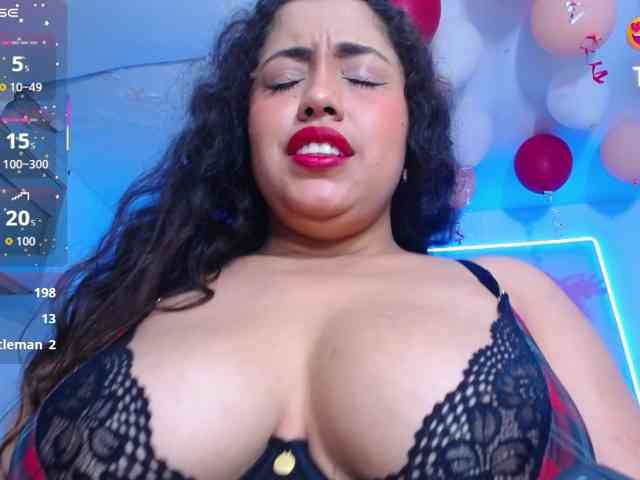 cristal-horny19 webcam