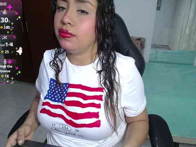 cristal-horny19 webcam