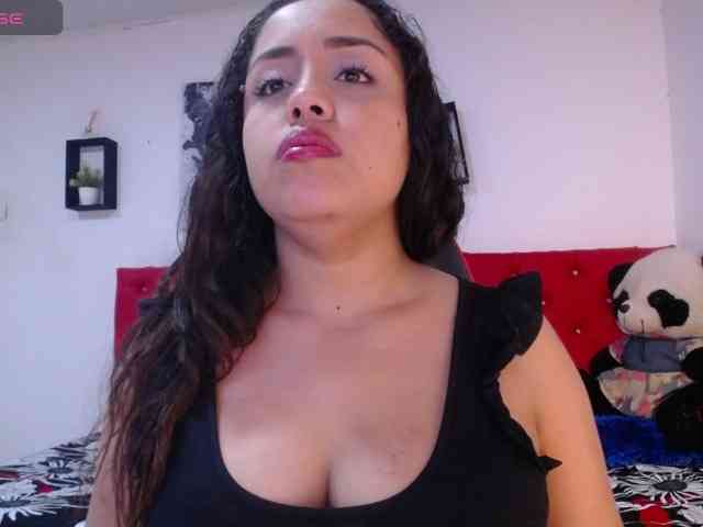 cristal-horny19 webcam