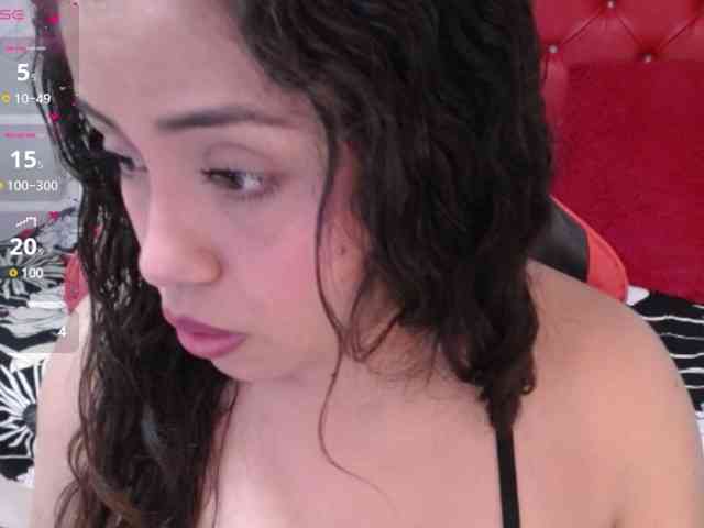 cristal-horny19 webcam