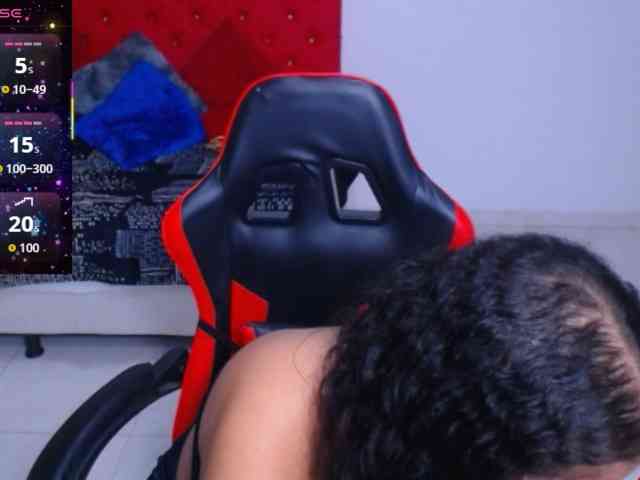 cristal-horny19 webcam