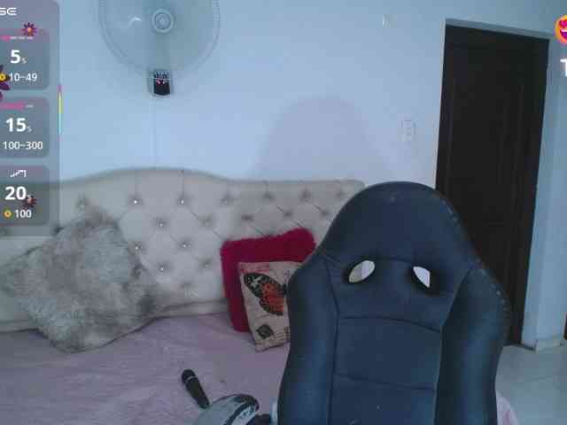 cristal-horny19 webcam