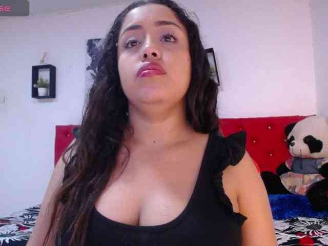 cristal-horny19 webcam