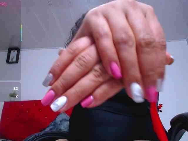 cristal-horny19 webcam