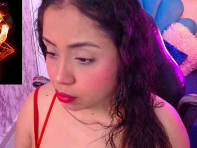 cristal-horny19's webcam live show