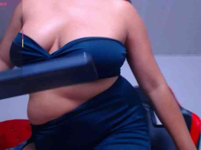 cristal-horny19 webcam