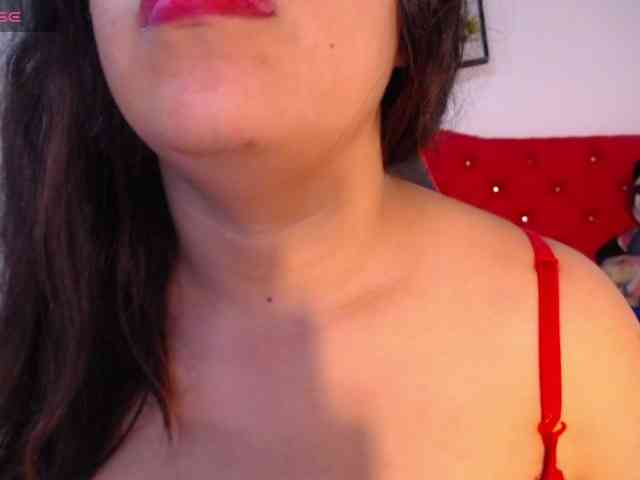cristal-horny19 webcam