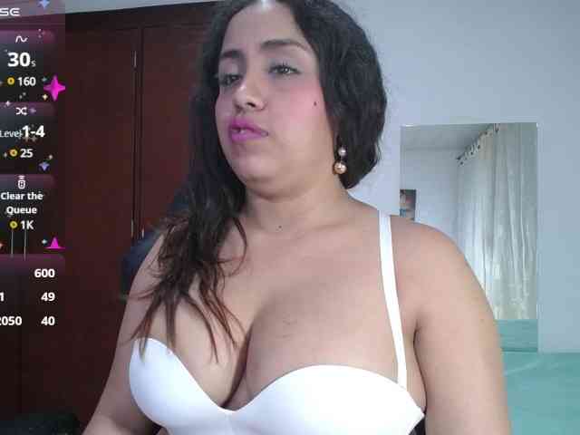 cristal-horny19 webcam