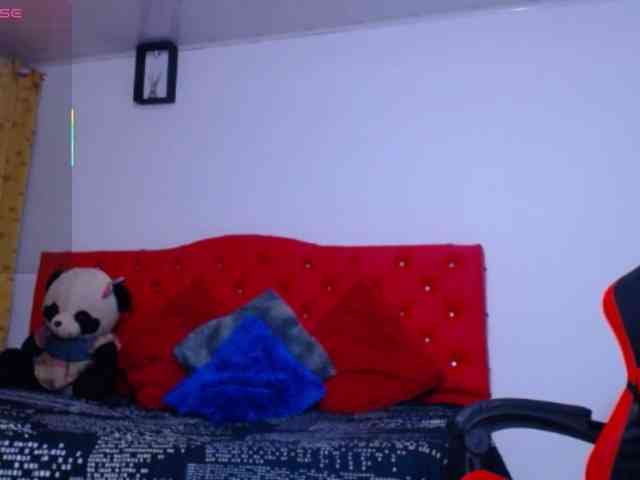 cristal-horny19 webcam