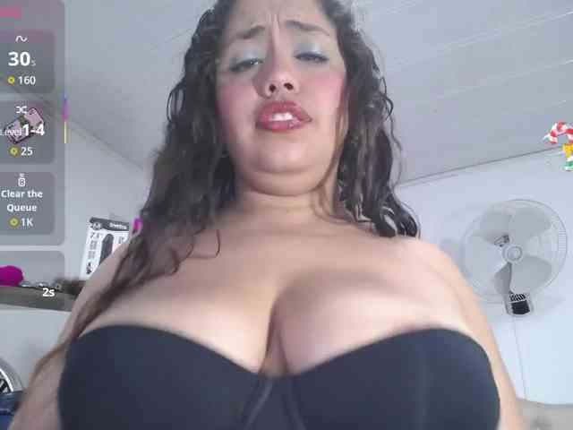 cristal-horny19 webcam