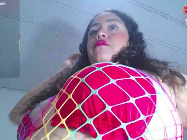 cristal-horny19 webcam