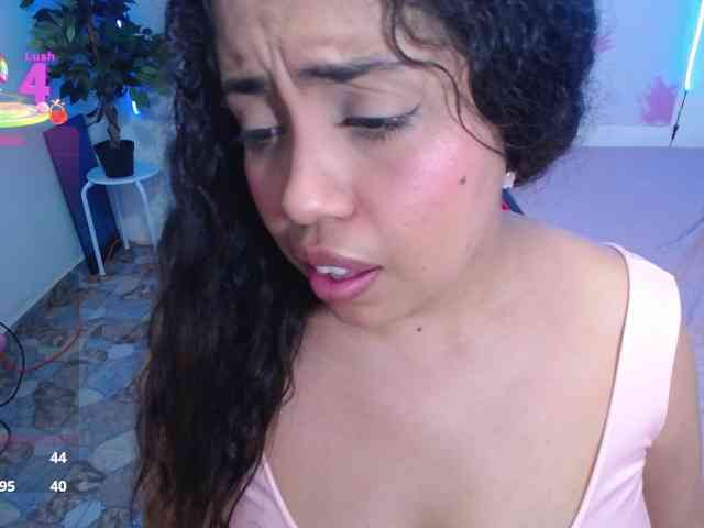 cristal-horny19 webcam