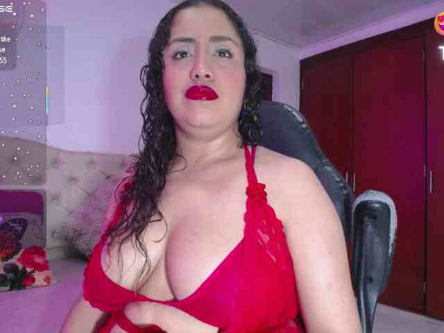 cristal-horny19 webcam