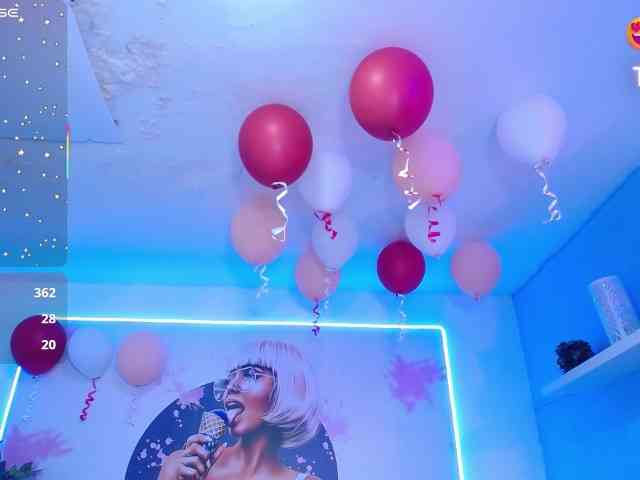 cristal-horny19 webcam