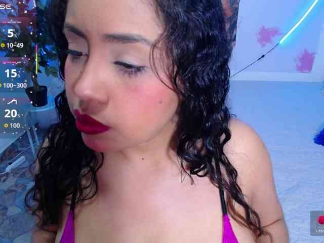 cristal-horny19 webcam