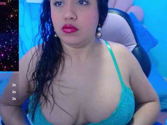 cristal-horny19 webcam