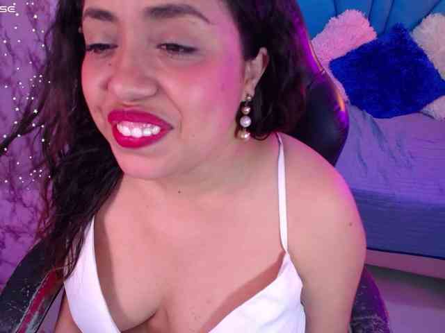cristal-horny19 webcam