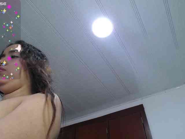 cristal-horny19 webcam