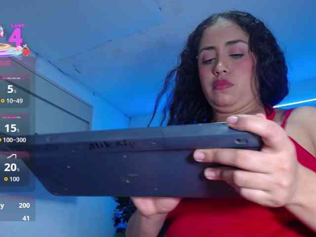 cristal-horny19 webcam