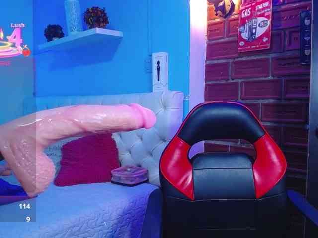 cristal-horny19 webcam