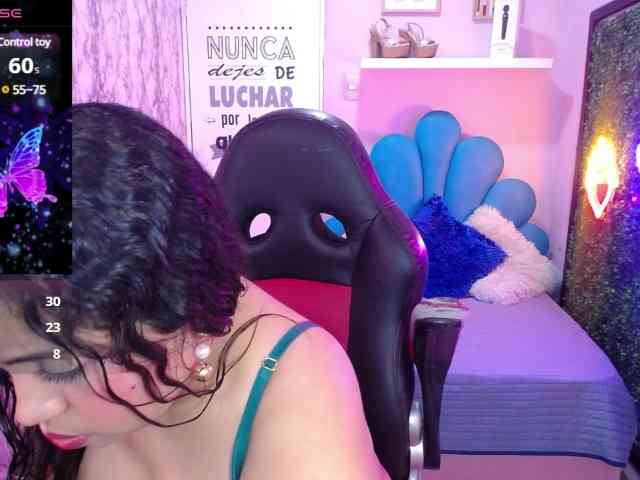 cristal-horny19 webcam