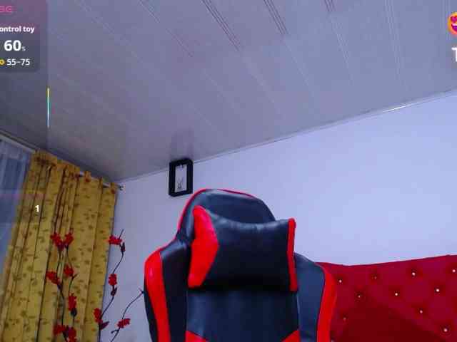 cristal-horny19 webcam