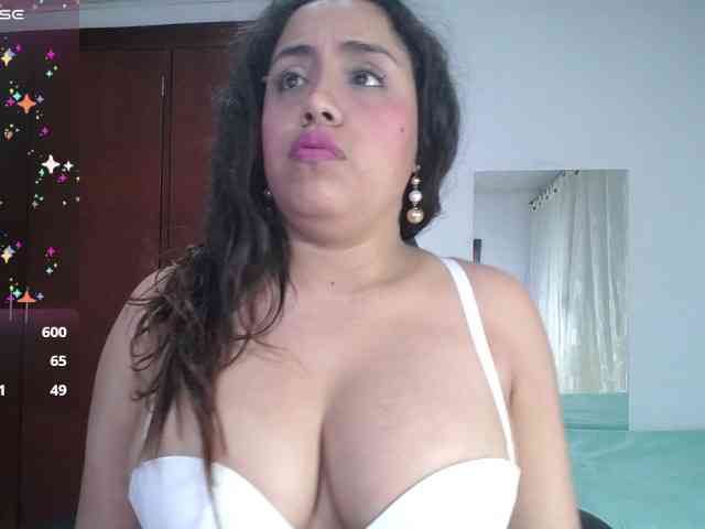 cristal-horny19 webcam