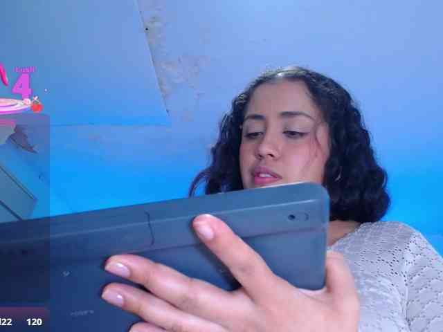 cristal-horny19 cristal-horny19